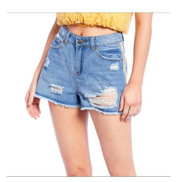 Chelsea & Violet Women's Distressed Cut Off Denim High Rise Shorts Size 27. NEW - Picture 1 of 12